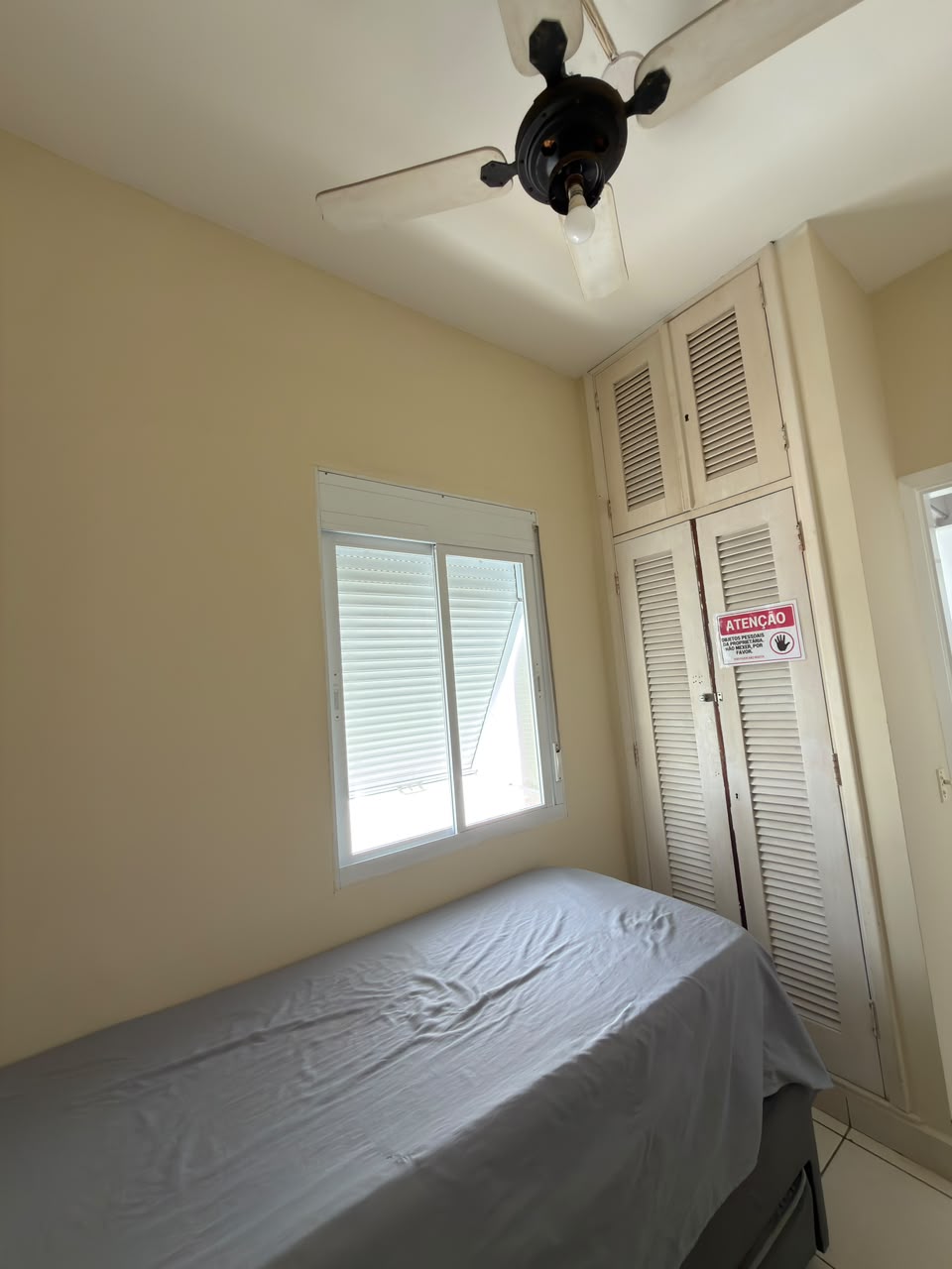Quarto 3 com camas de solteiro